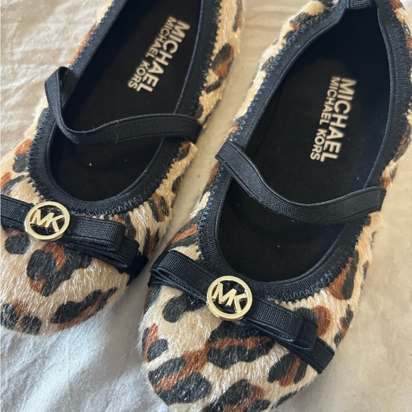 Michael Kors Kids Animal Print Ballet Flats - Picture 2 of 4